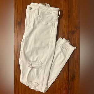 American Eagle White Ripped Jegging Jeans